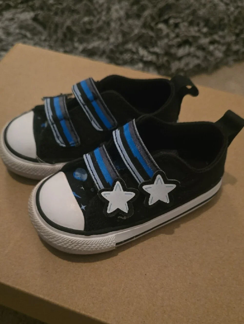 Converse cute kids